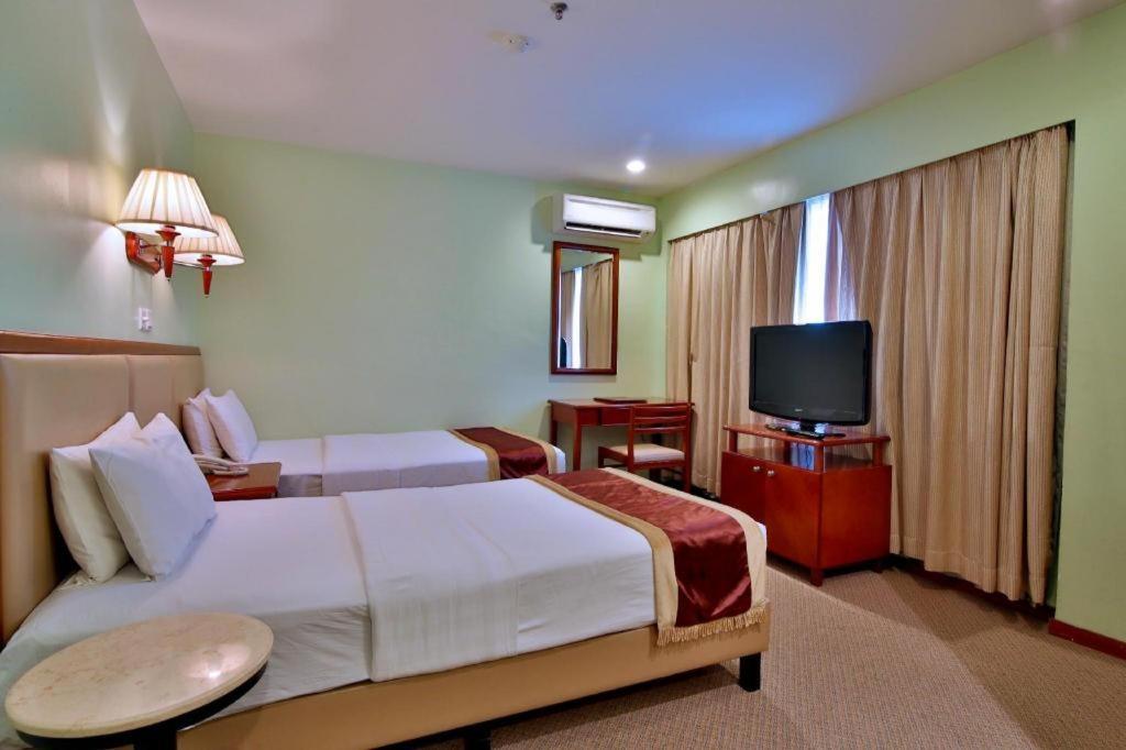 Winner Hotel Kota Kinabalu Exterior photo